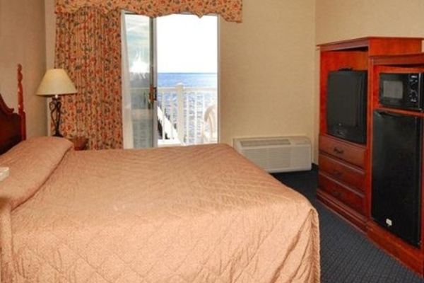 Hotel Lakeside Resort and Conference Center (Nellsville)